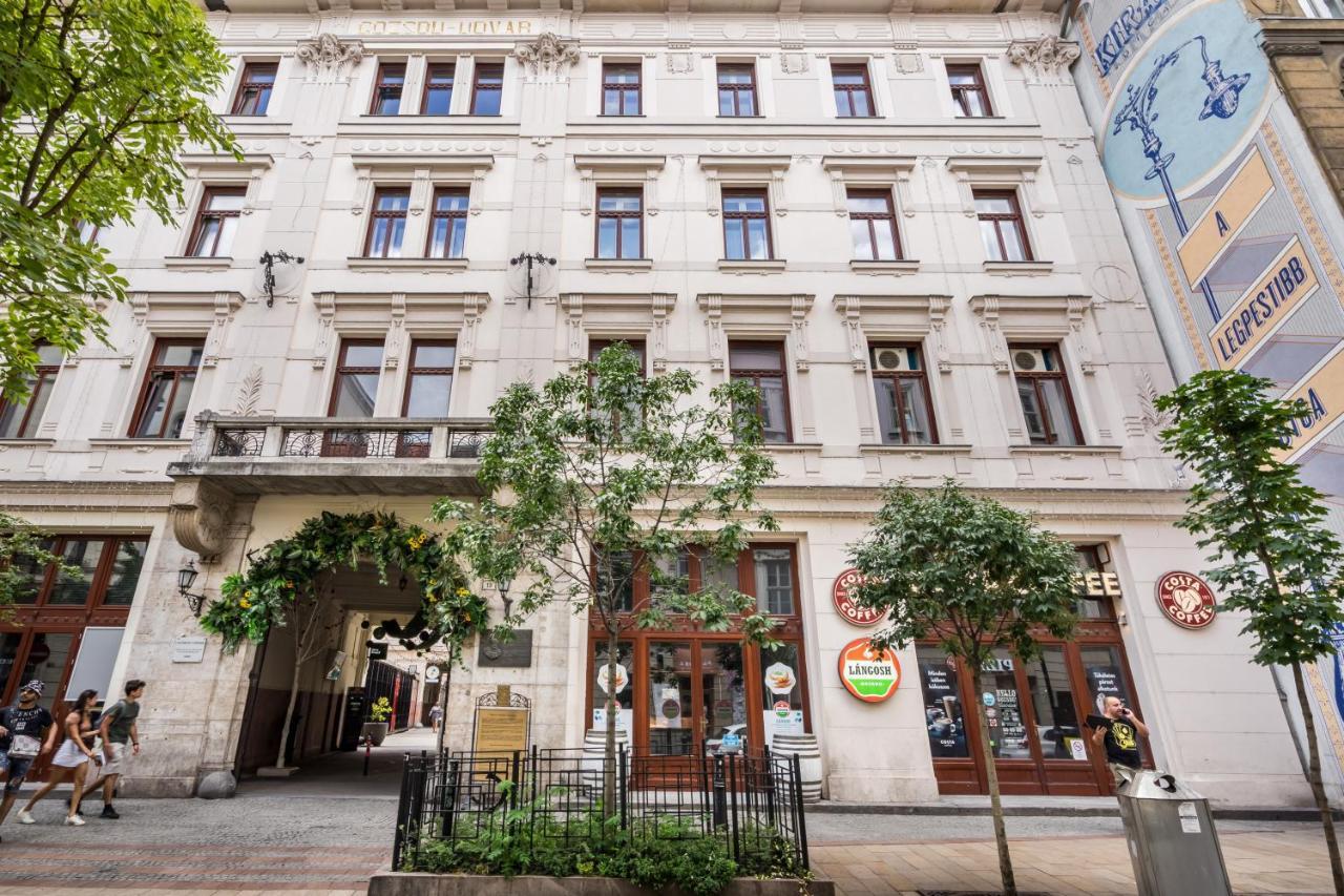 Ace Of Spades Gozsdu Budapest Exteriör bild
