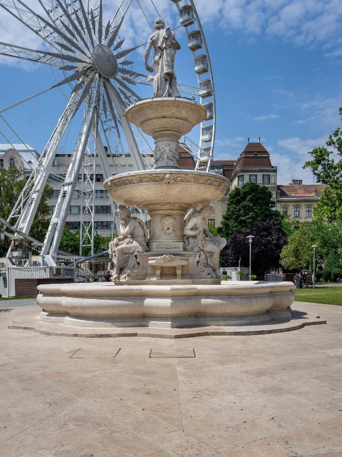 Ace Of Spades Gozsdu Budapest Exteriör bild